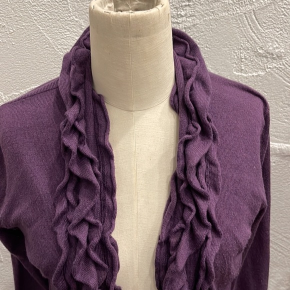 MERONA RUFFLE CARDIGAN - Picture 2 of 10